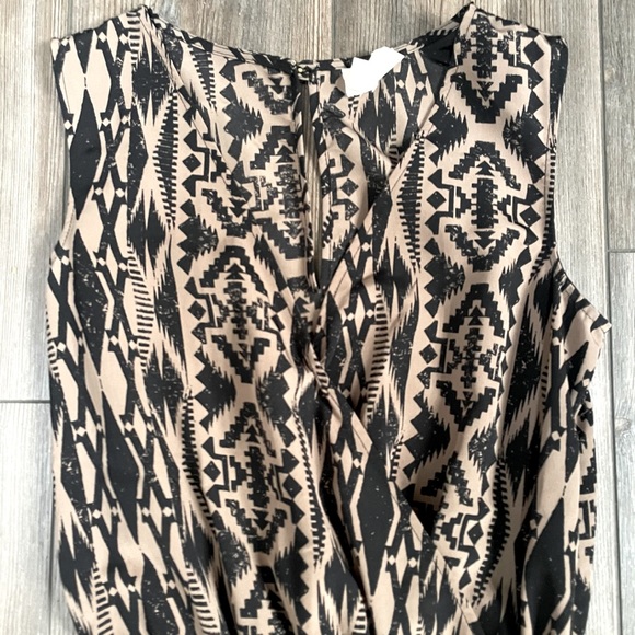 Jumpsuit - Picture 3 of 3